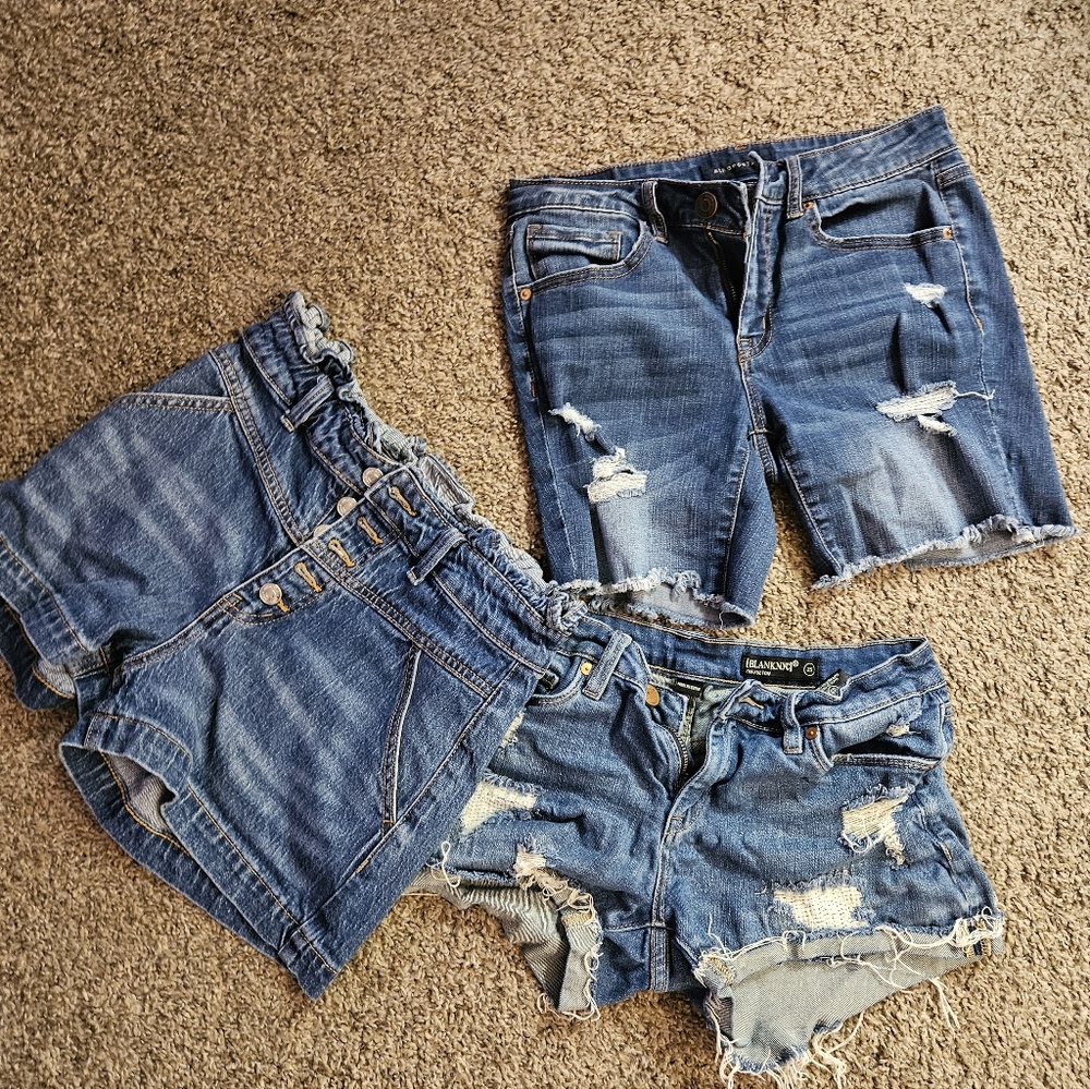 Set Of 3 Denim Women Shorts